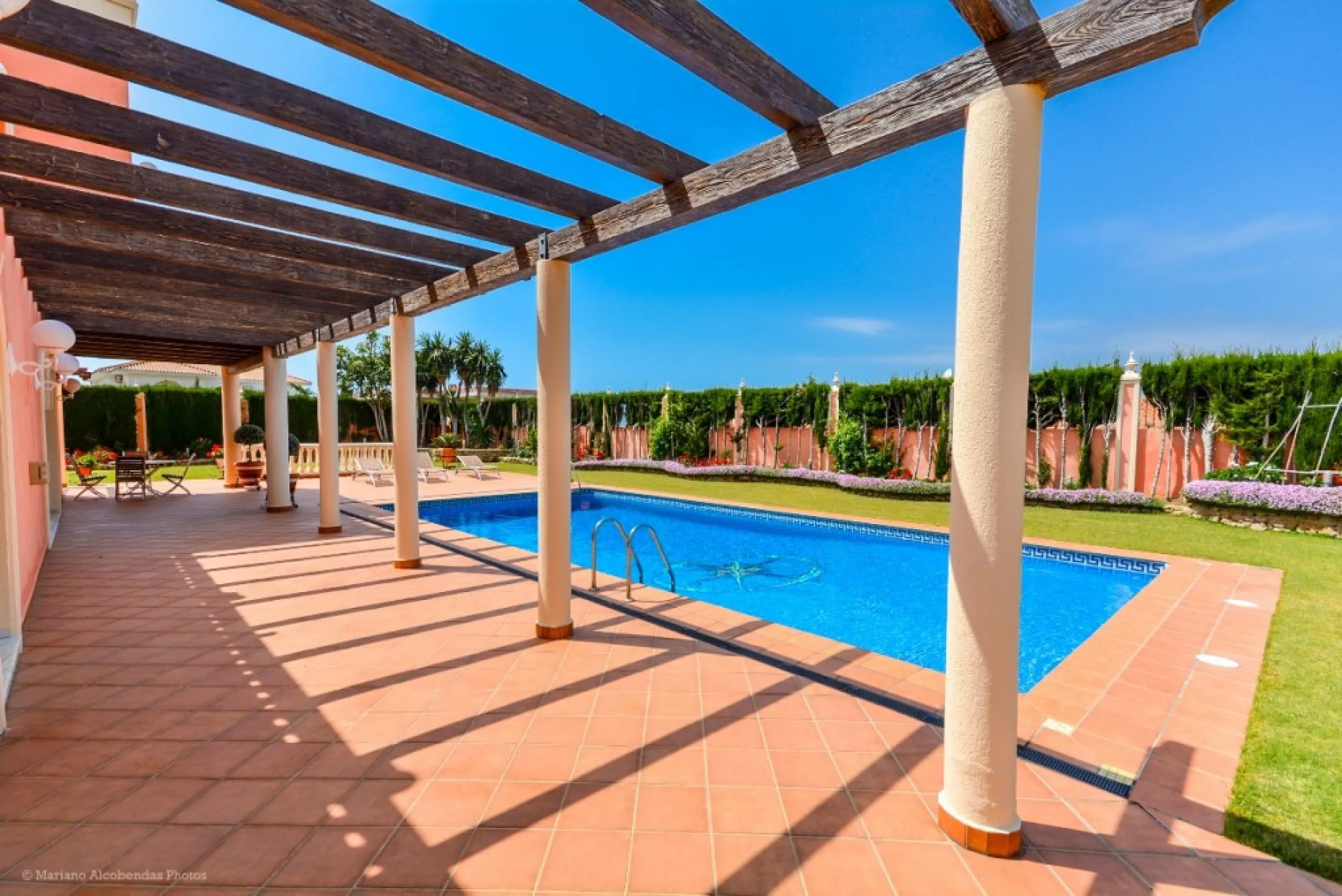 Wonderful luxury villa in Torrequebrada with beautiful views.