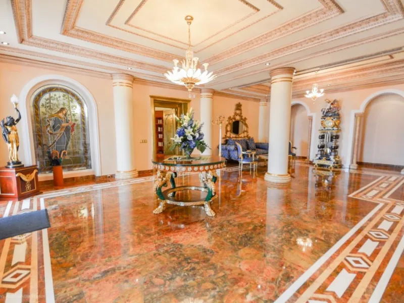 Wonderful luxury villa in Torrequebrada with beautiful views.