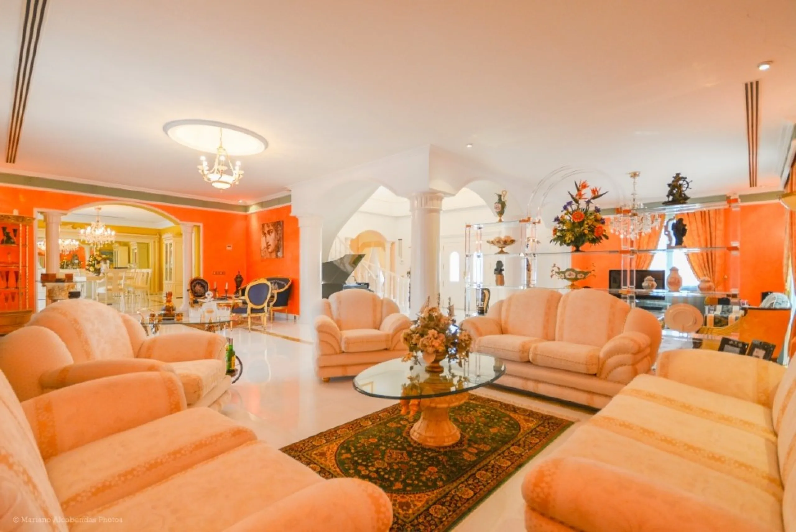 Wonderful luxury villa in Torrequebrada with beautiful views.