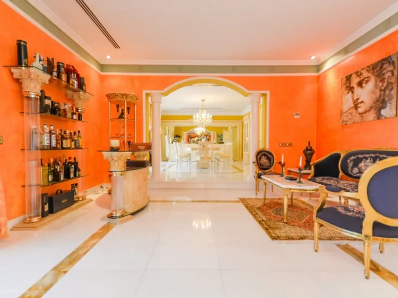 Wonderful luxury villa in Torrequebrada with beautiful views.