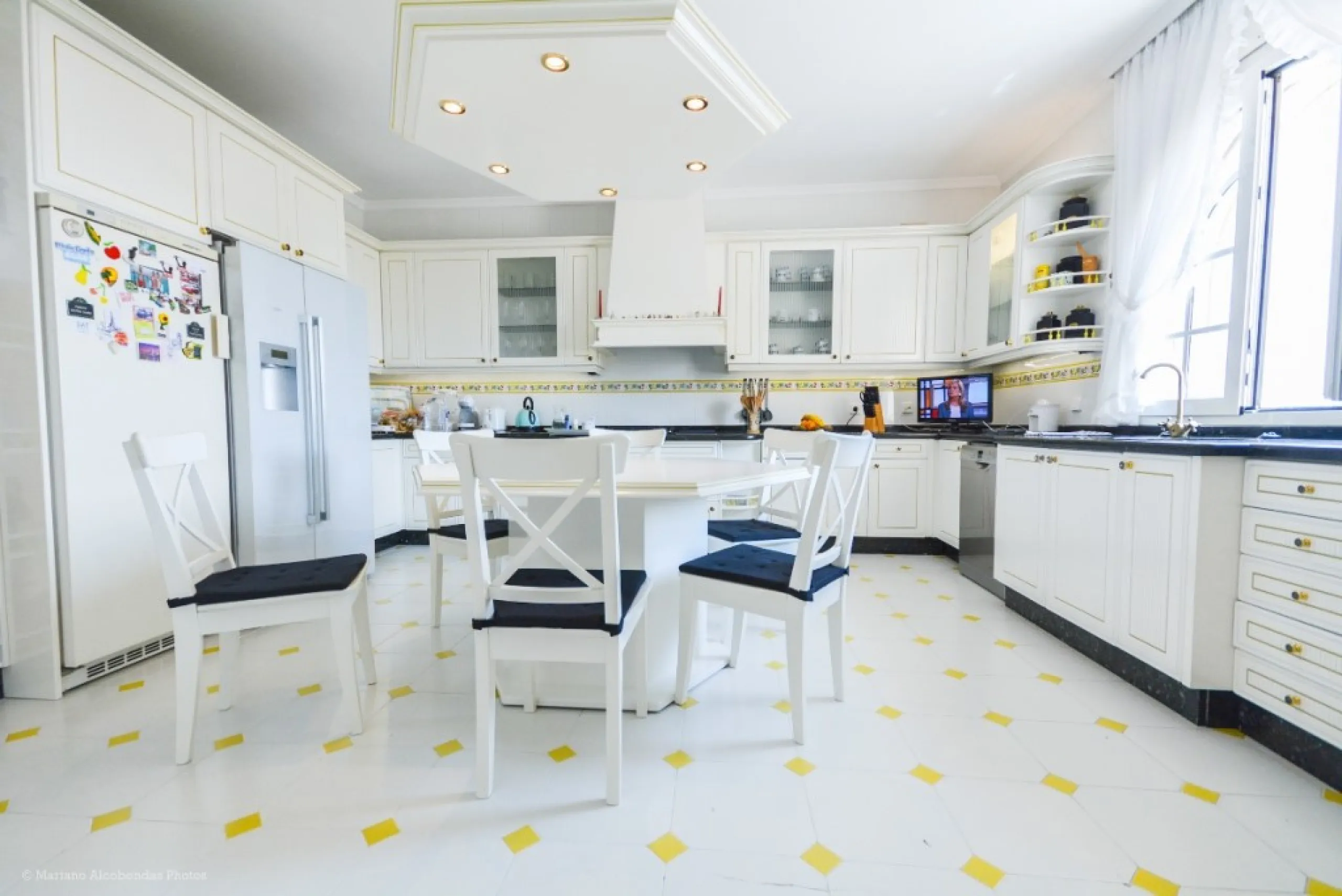 Wonderful luxury villa in Torrequebrada with beautiful views.