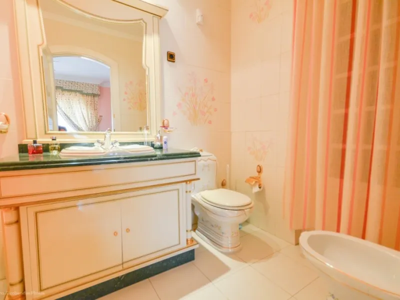 Wonderful luxury villa in Torrequebrada with beautiful views.