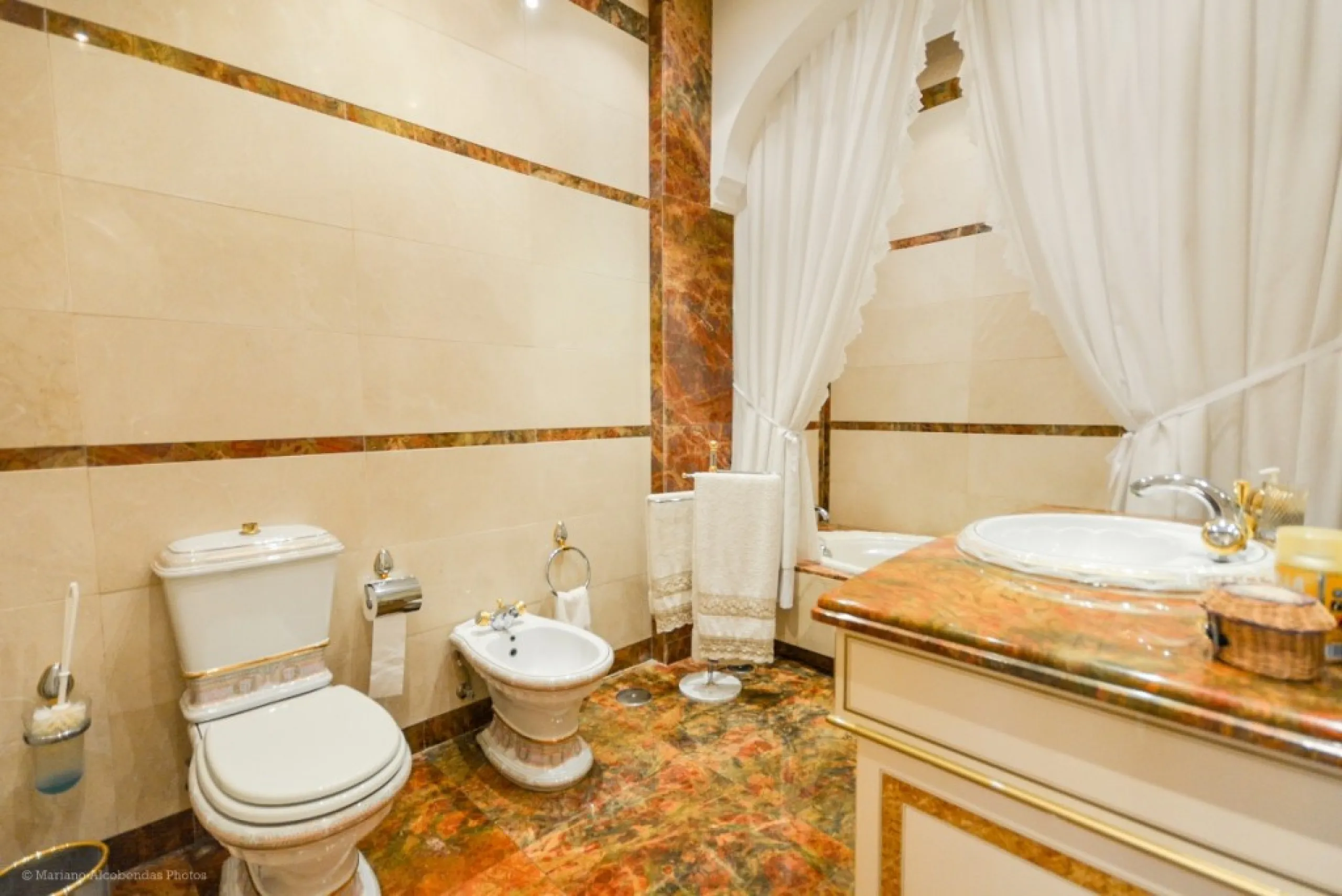 Wonderful luxury villa in Torrequebrada with beautiful views.