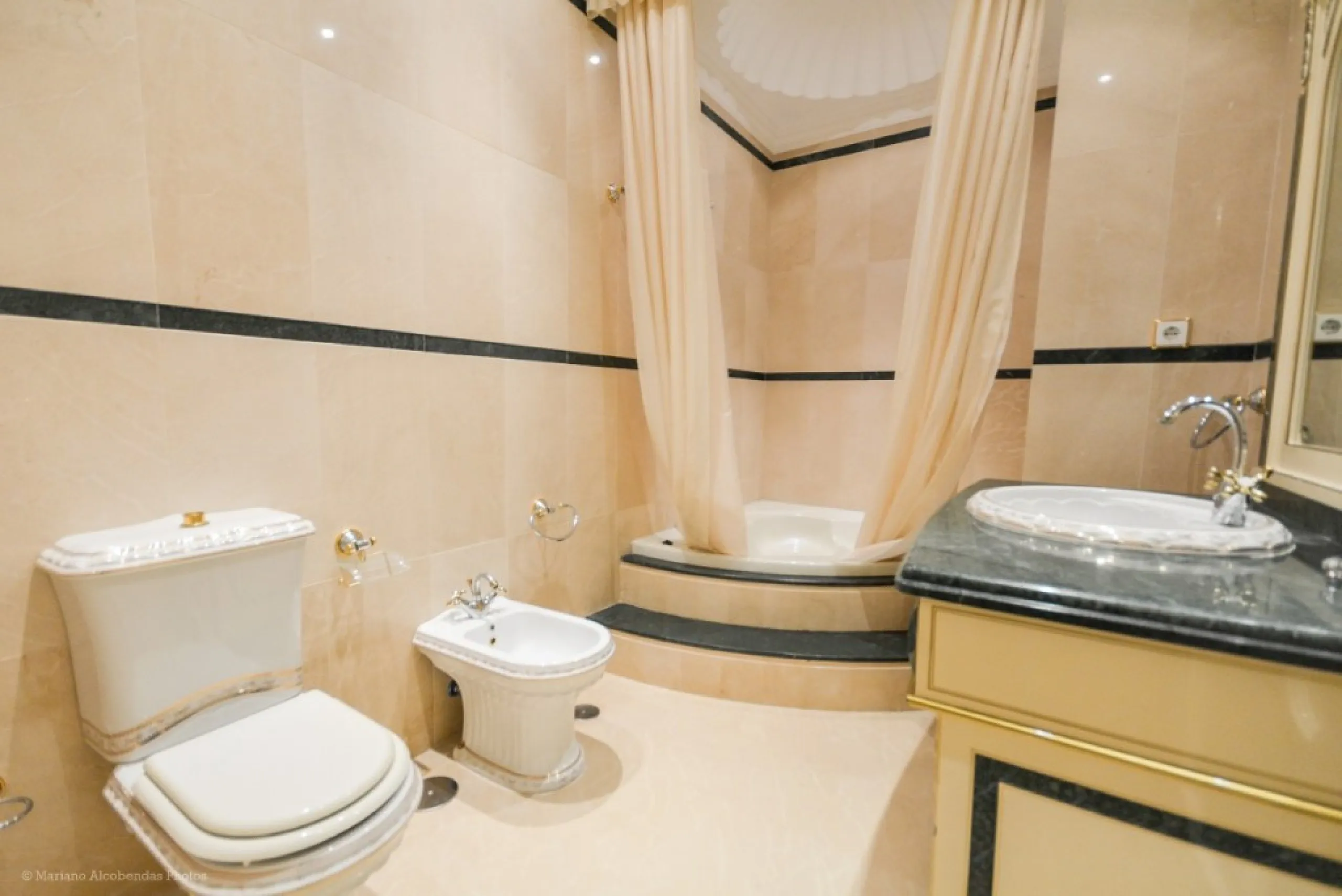 Wonderful luxury villa in Torrequebrada with beautiful views.