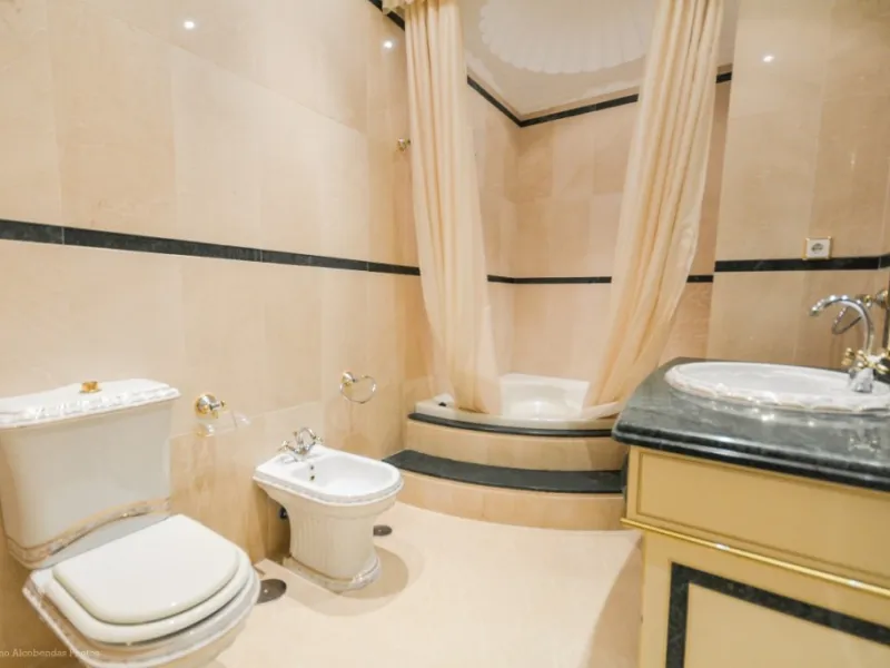 Wonderful luxury villa in Torrequebrada with beautiful views.