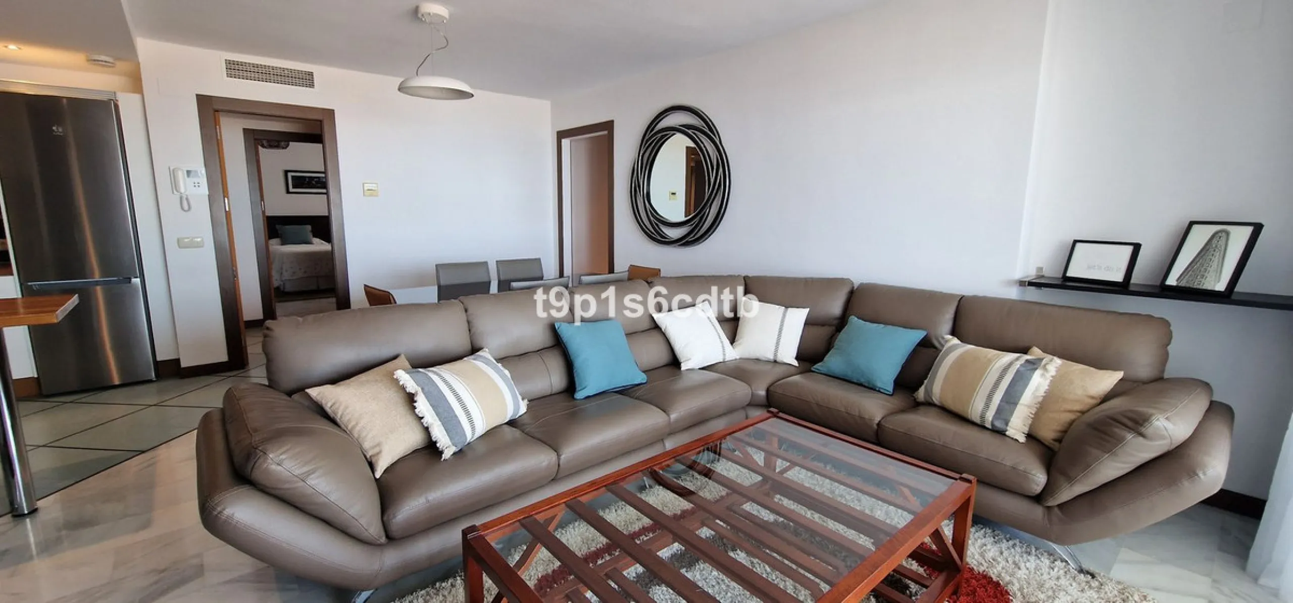 Apartment - Middle Floor Apartment в продаже в Marbella, Málaga. В доме 3 спален и 3 ванных комнат. Площадь дома 138 м²