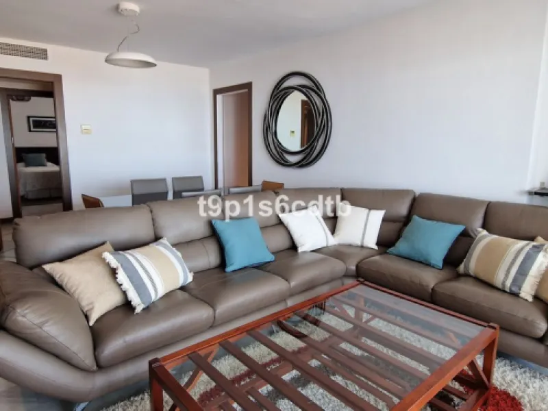 Apartment - Middle Floor Apartment в продаже в Marbella, Málaga. В доме 3 спален и 3 ванных комнат. Площадь дома 138 м²