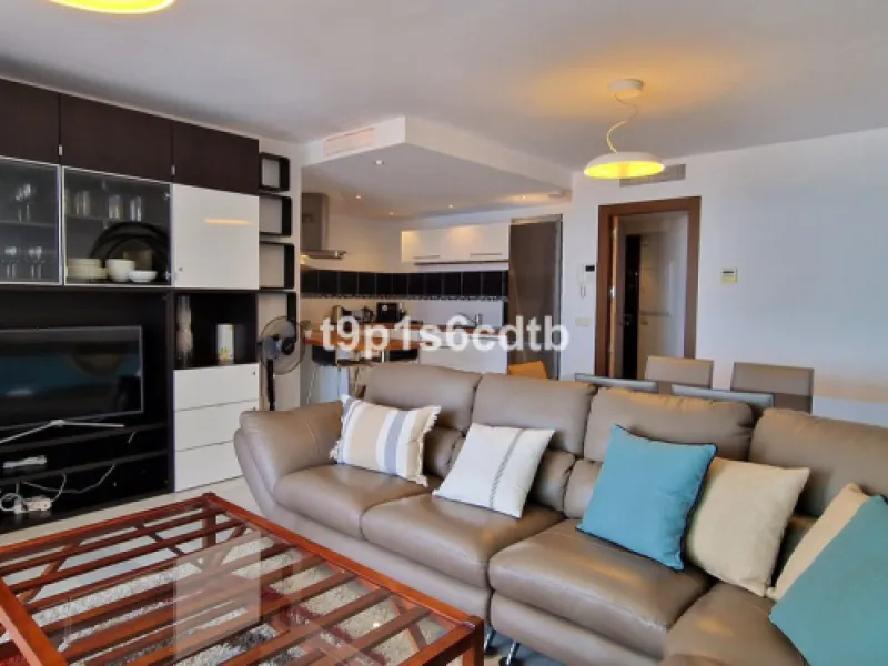 Apartment - Middle Floor Apartment в продаже в Marbella, Málaga. В доме 3 спален и 3 ванных комнат. Площадь дома 138 м²