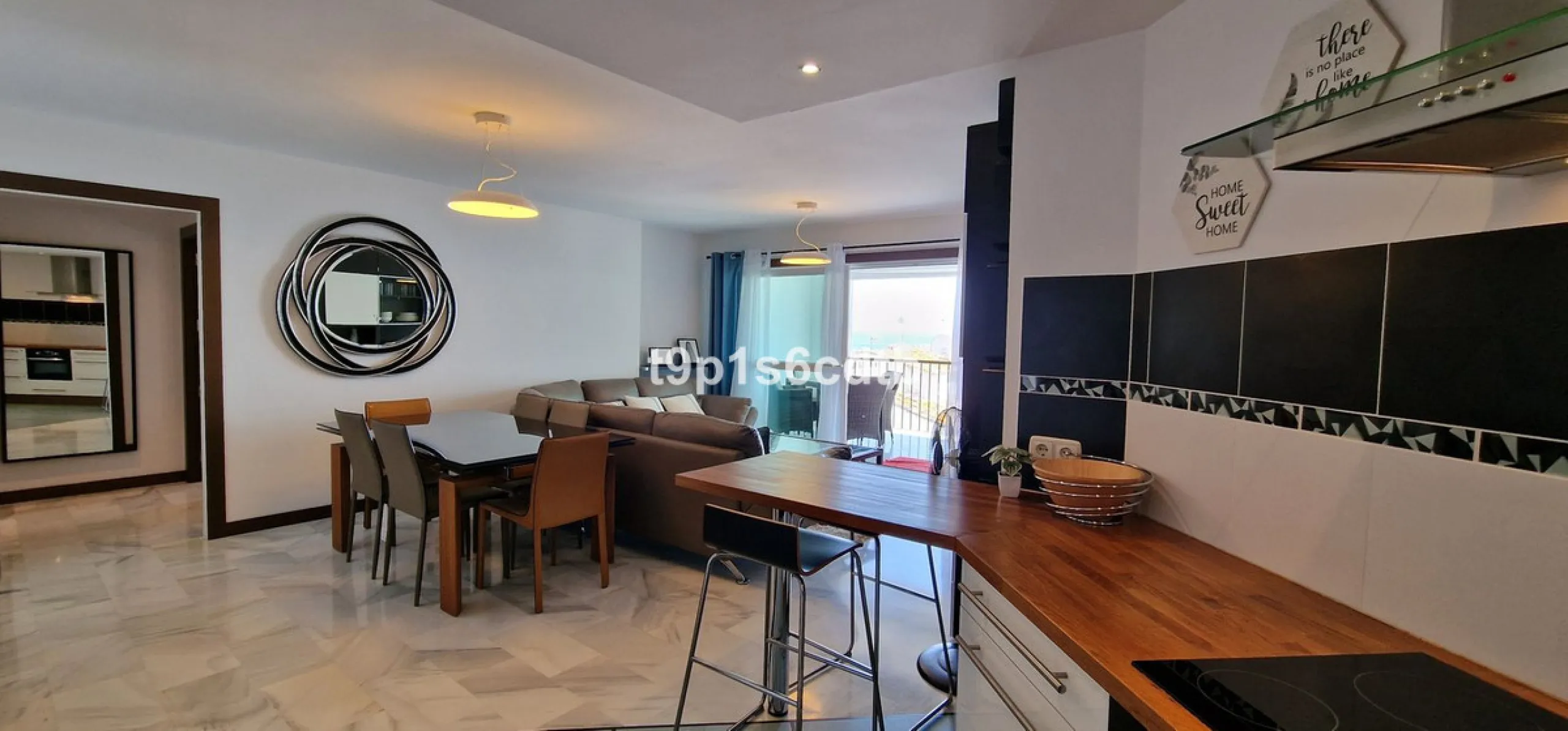 Apartment - Middle Floor Apartment в продаже в Marbella, Málaga. В доме 3 спален и 3 ванных комнат. Площадь дома 138 м²