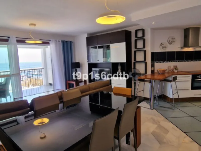 Apartment - Middle Floor Apartment в продаже в Marbella, Málaga. В доме 3 спален и 3 ванных комнат. Площадь дома 138 м²