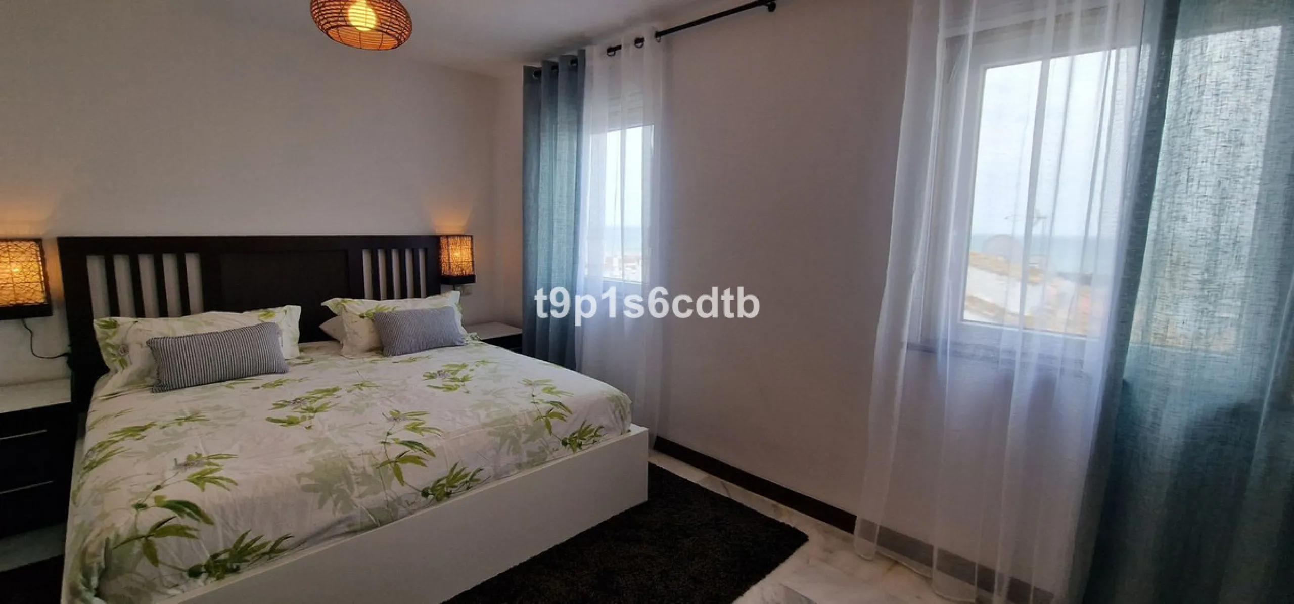 Apartment - Middle Floor Apartment в продаже в Marbella, Málaga. В доме 3 спален и 3 ванных комнат. Площадь дома 138 м²