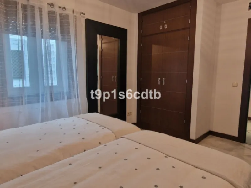 Apartment - Middle Floor Apartment в продаже в Marbella, Málaga. В доме 3 спален и 3 ванных комнат. Площадь дома 138 м²