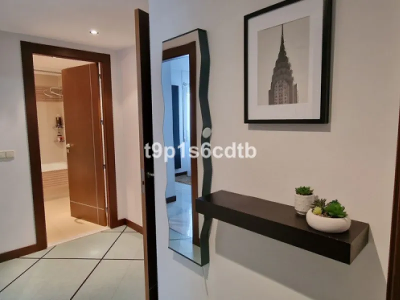 Apartment - Middle Floor Apartment в продаже в Marbella, Málaga. В доме 3 спален и 3 ванных комнат. Площадь дома 138 м²