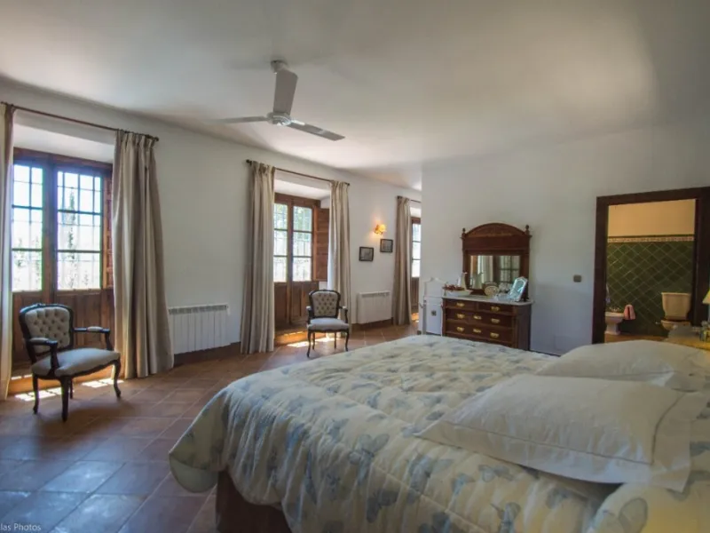 Fantastically Elegant Finca Between Archidona and Villanueva de Tapia, which is Totally Fenced/ Walled. The Finca and Dwelling Feature Total Privacy, and Yet is Only Four minutes from the Motorway and Equidistant between Malaga and Granada Airports..