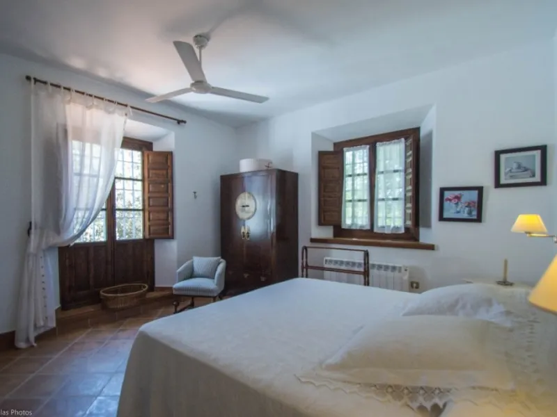 Fantastically Elegant Finca Between Archidona and Villanueva de Tapia, which is Totally Fenced/ Walled. The Finca and Dwelling Feature Total Privacy, and Yet is Only Four minutes from the Motorway and Equidistant between Malaga and Granada Airports..