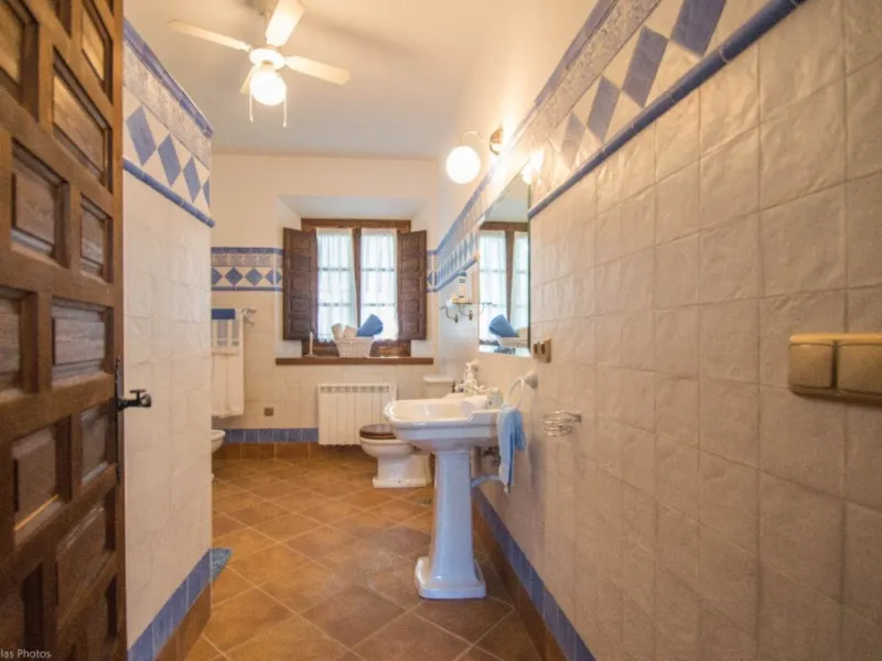 Fantastically Elegant Finca Between Archidona and Villanueva de Tapia, which is Totally Fenced/ Walled. The Finca and Dwelling Feature Total Privacy, and Yet is Only Four minutes from the Motorway and Equidistant between Malaga and Granada Airports..