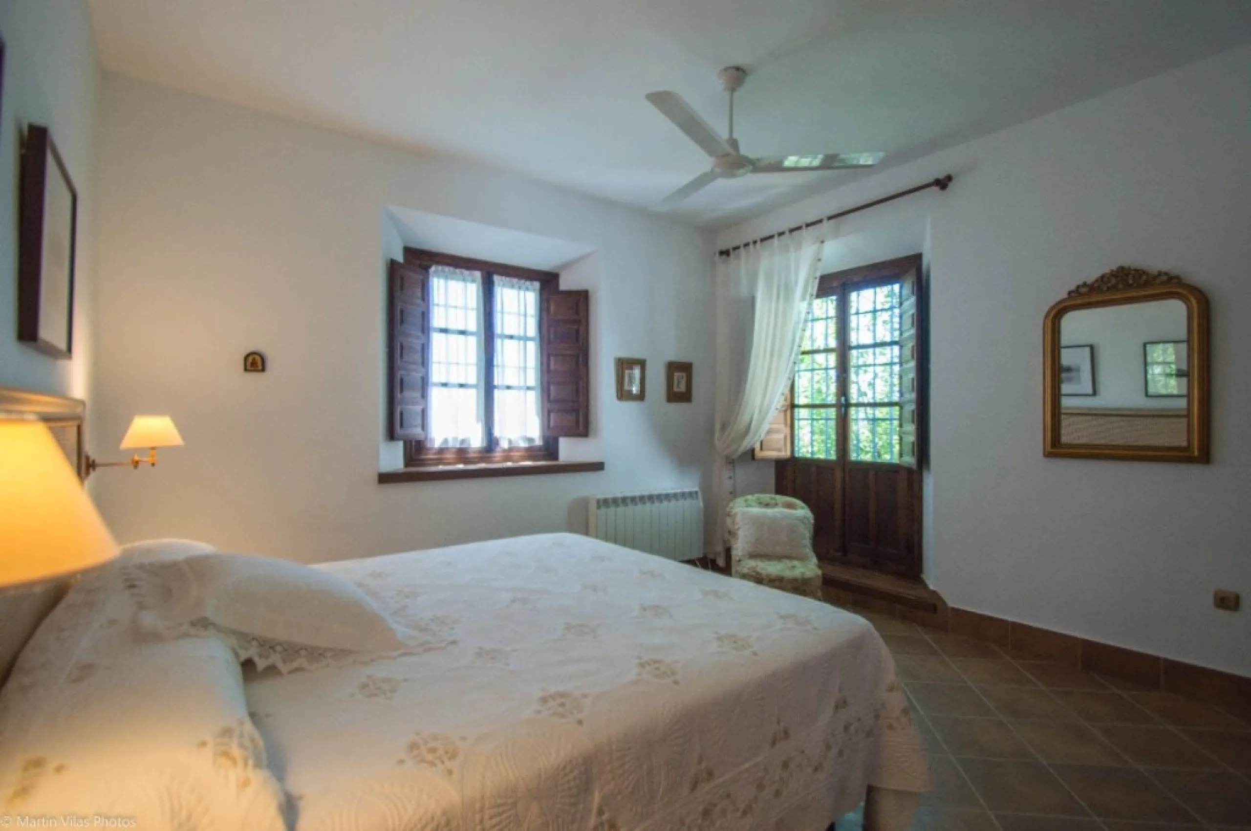 Fantastically Elegant Finca Between Archidona and Villanueva de Tapia, which is Totally Fenced/ Walled. The Finca and Dwelling Feature Total Privacy, and Yet is Only Four minutes from the Motorway and Equidistant between Malaga and Granada Airports..