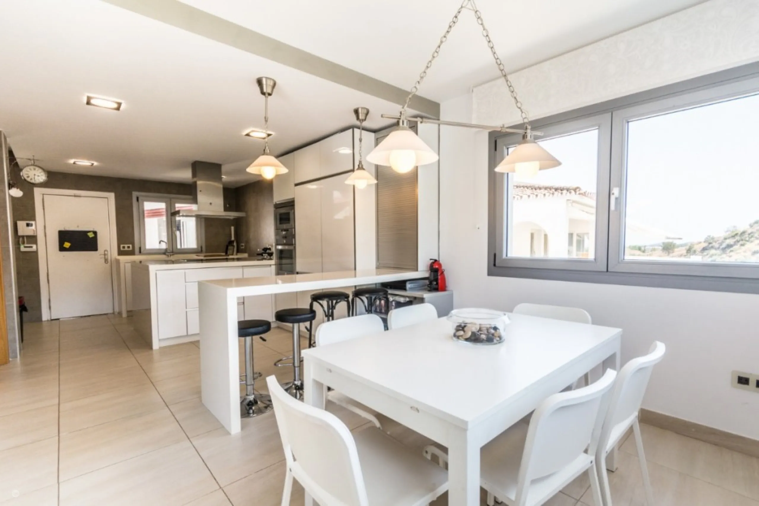 Large Villa with great qualities in Carretera de Mijas area with guest accommodation, lift and orchard.
