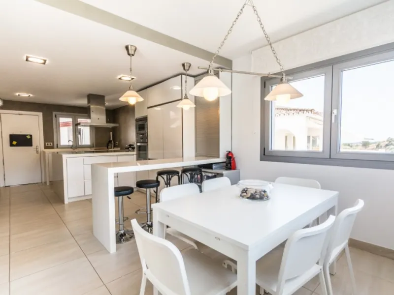 Large Villa with great qualities in Carretera de Mijas area with guest accommodation, lift and orchard.