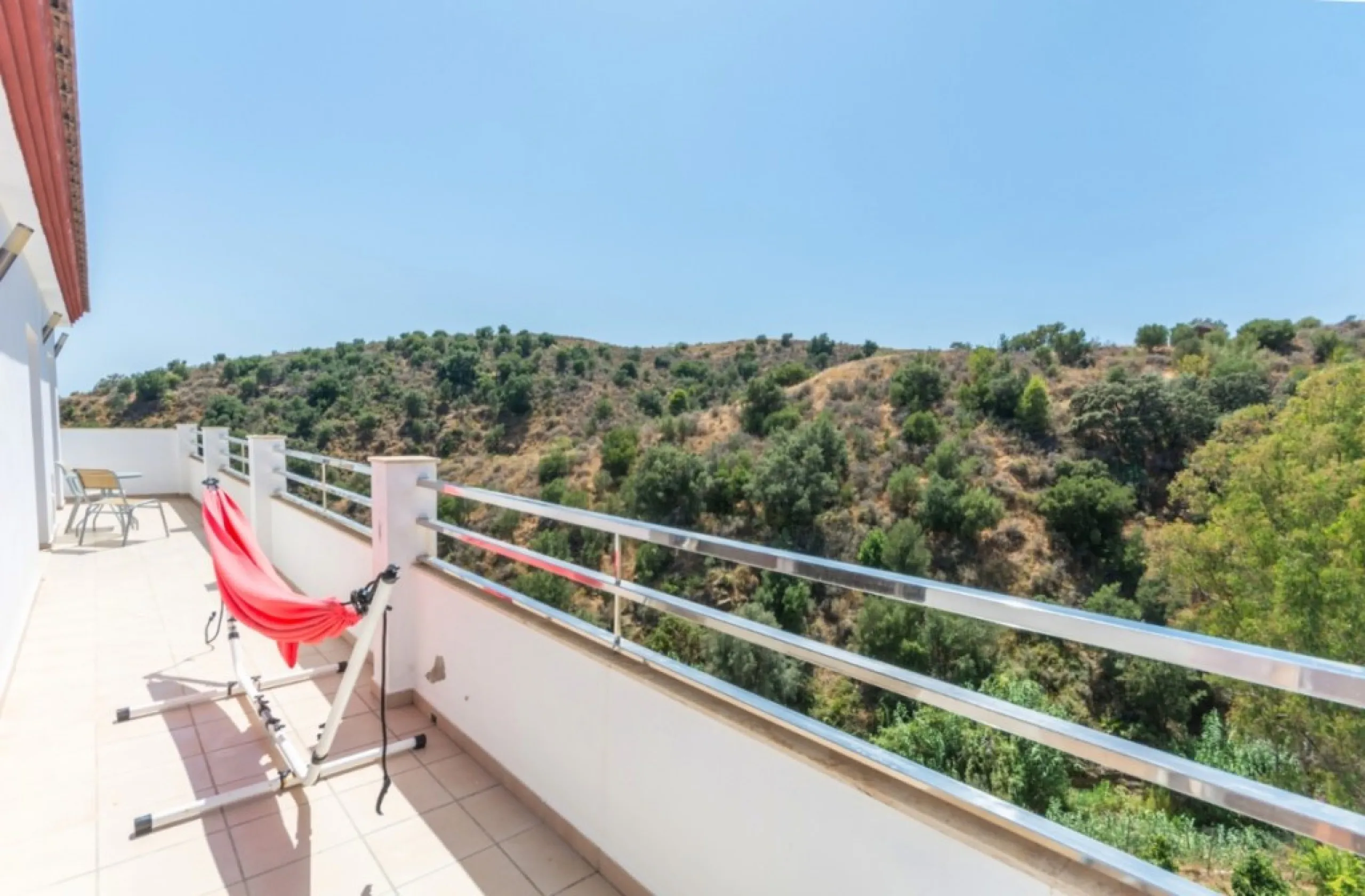 Large Villa with great qualities in Carretera de Mijas area with guest accommodation, lift and orchard.