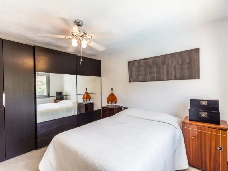 Large Villa with great qualities in Carretera de Mijas area with guest accommodation, lift and orchard.
