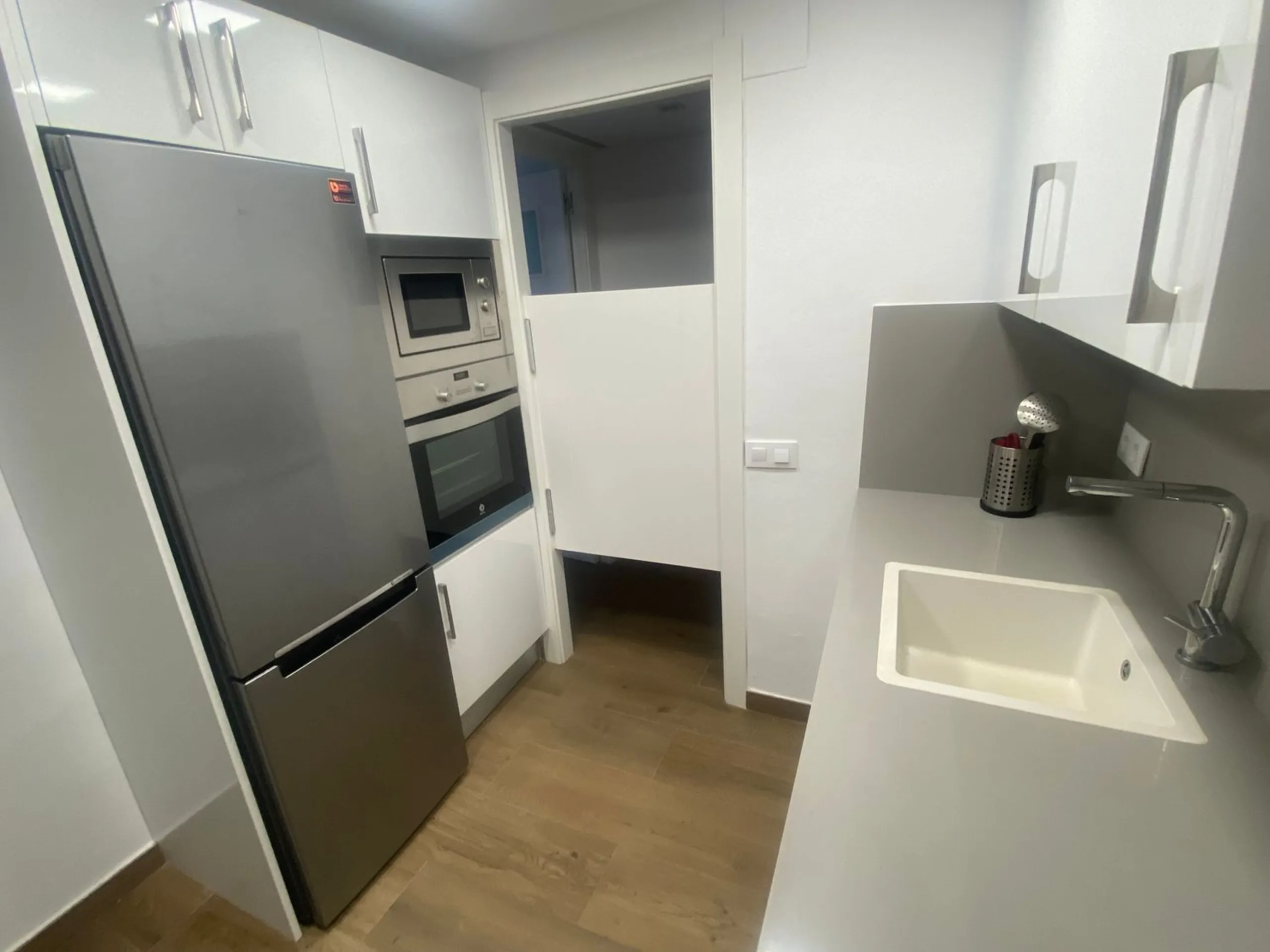 Exclusive seafront apartment in Calafell with private club access