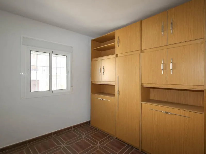 House - Townhouse в продаже в Guaro, Málaga. В доме 7 спален и 3 ванных комнат. Площадь дома 362 м²