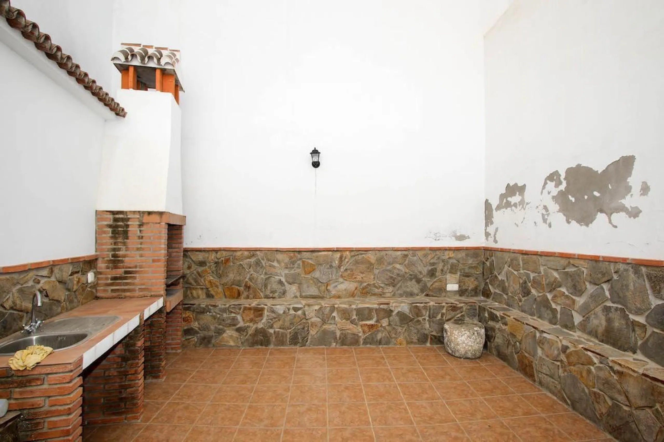 House - Townhouse в продаже в Guaro, Málaga. В доме 7 спален и 3 ванных комнат. Площадь дома 362 м²