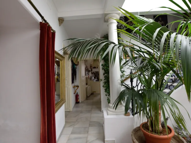 House - Detached Villa в продаже в Ronda, Málaga. В доме 5 спален и 5 ванных комнат. Площадь дома 404 м². Площадь участка 194 м²