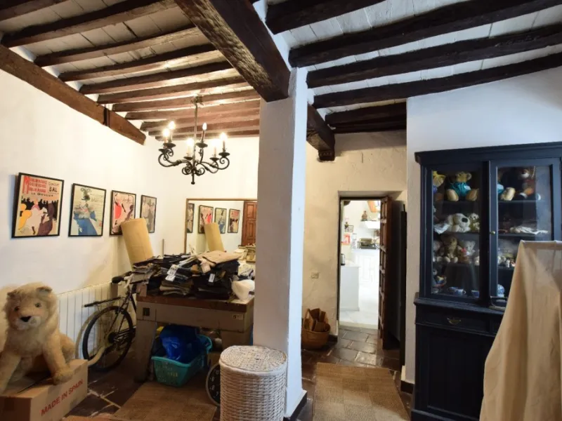 House - Detached Villa в продаже в Ronda, Málaga. В доме 5 спален и 5 ванных комнат. Площадь дома 404 м². Площадь участка 194 м²