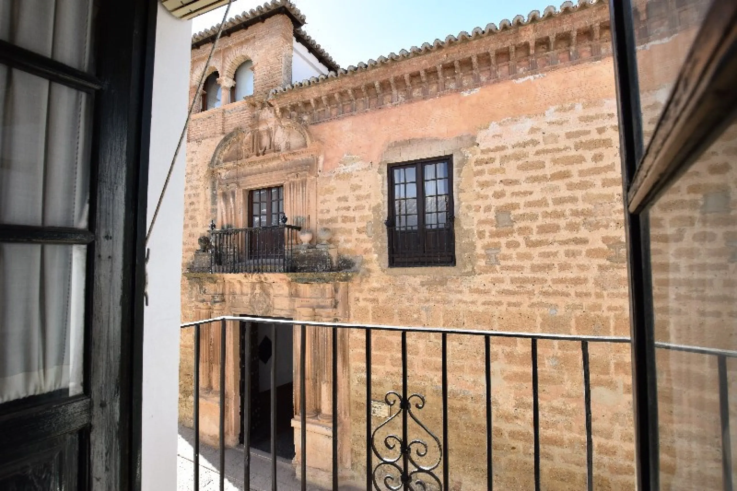 House - Detached Villa в продаже в Ronda, Málaga. В доме 5 спален и 5 ванных комнат. Площадь дома 404 м². Площадь участка 194 м²