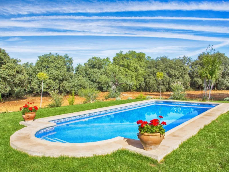 AN OUTSTANDING OPPORTUNITY to own an IMPRESSIVE FINCA OF 30,000M2 OF FLAT LAND with 1,000 walnut trees and a beautiful, stylish modern home with a private swimming pool and exceptional views.