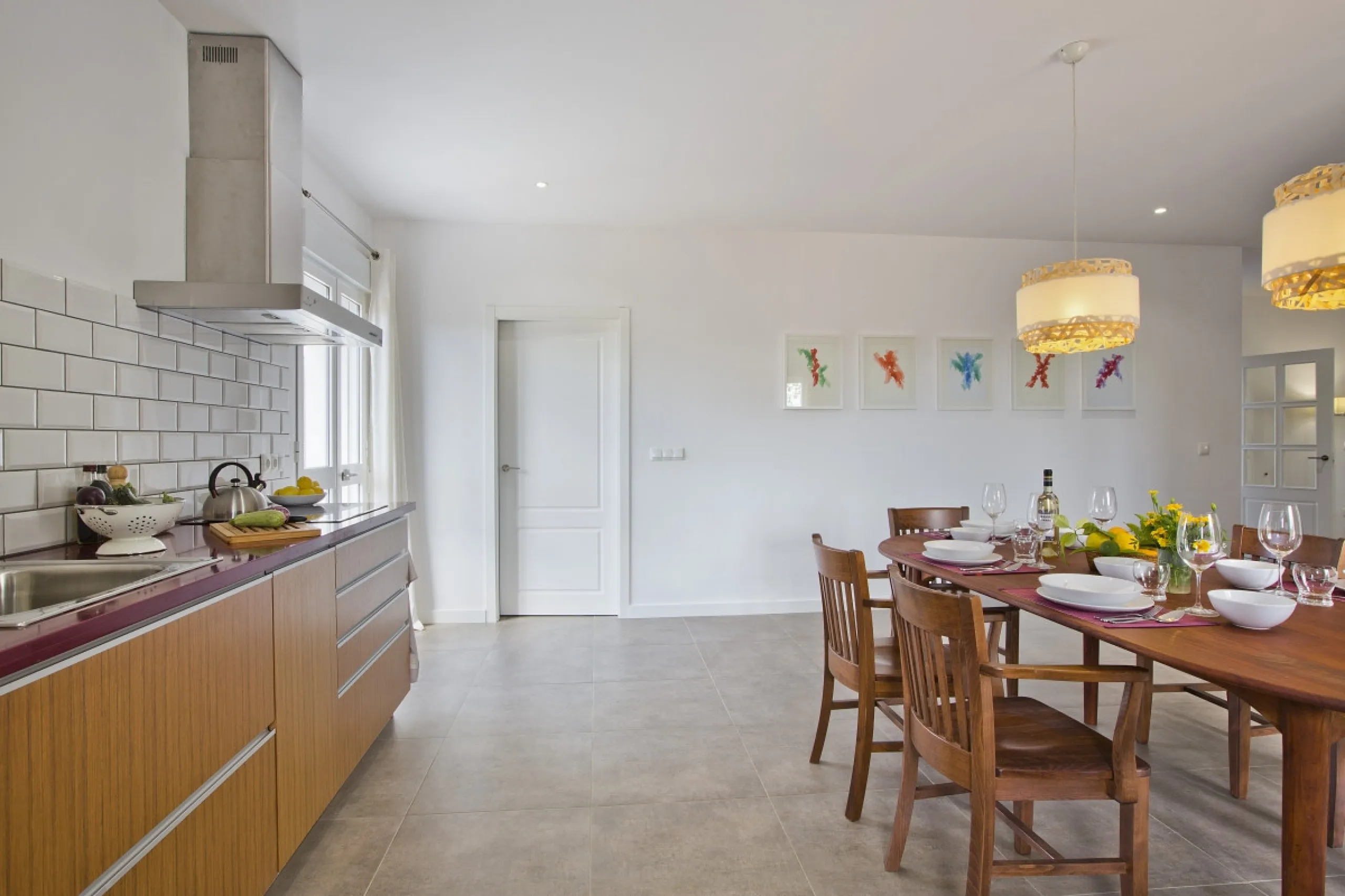 AN OUTSTANDING OPPORTUNITY to own an IMPRESSIVE FINCA OF 30,000M2 OF FLAT LAND with 1,000 walnut trees and a beautiful, stylish modern home with a private swimming pool and exceptional views.