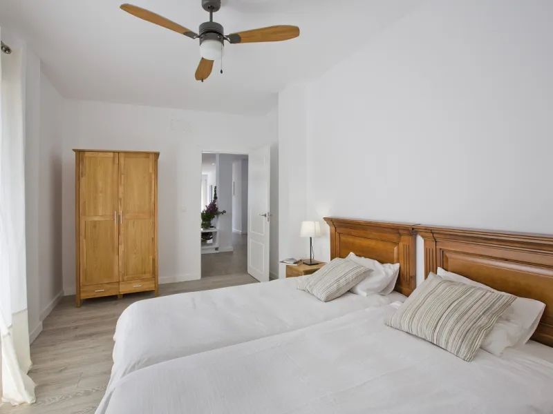 AN OUTSTANDING OPPORTUNITY to own an IMPRESSIVE FINCA OF 30,000M2 OF FLAT LAND with 1,000 walnut trees and a beautiful, stylish modern home with a private swimming pool and exceptional views.