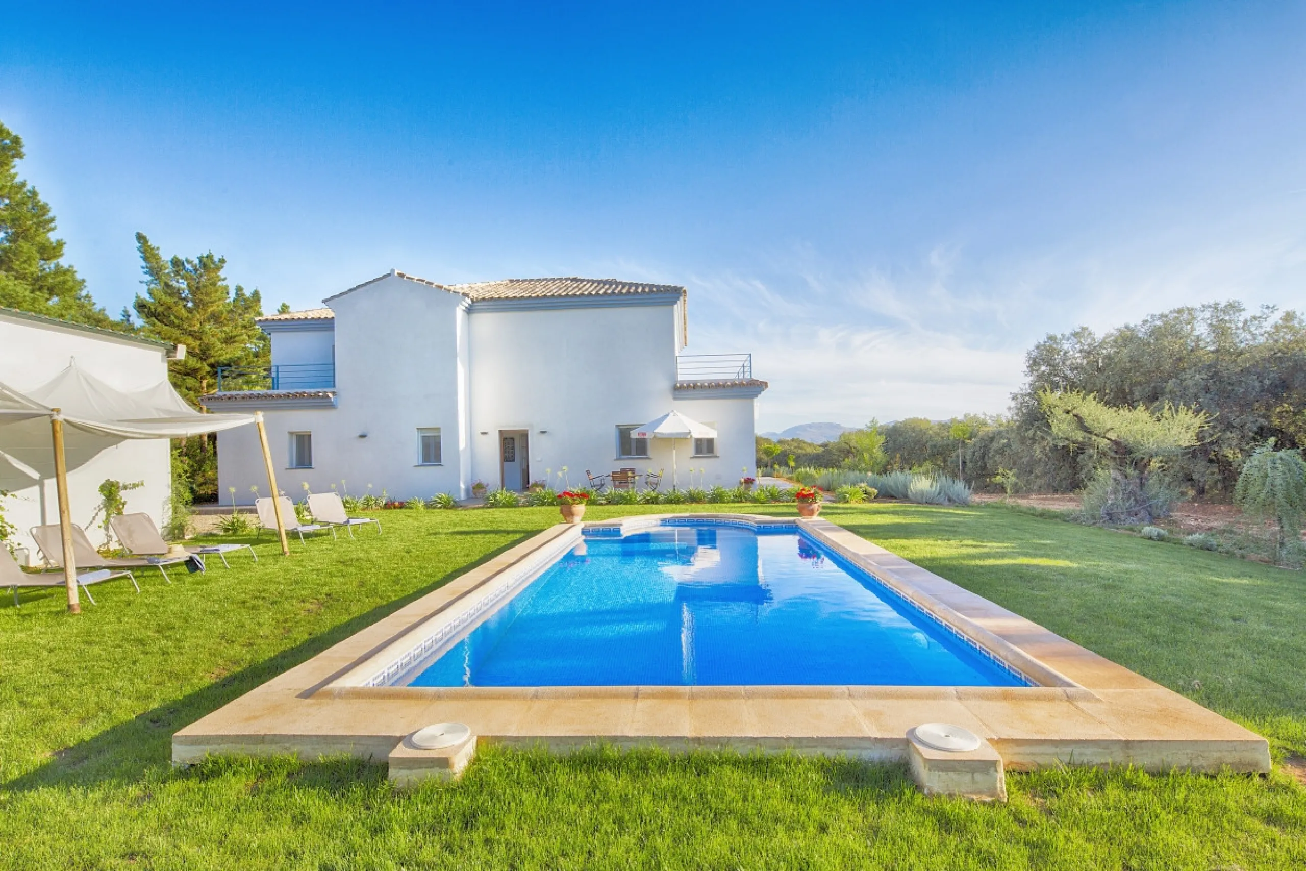 AN OUTSTANDING OPPORTUNITY to own an IMPRESSIVE FINCA OF 30,000M2 OF FLAT LAND with 1,000 walnut trees and a beautiful, stylish modern home with a private swimming pool and exceptional views.