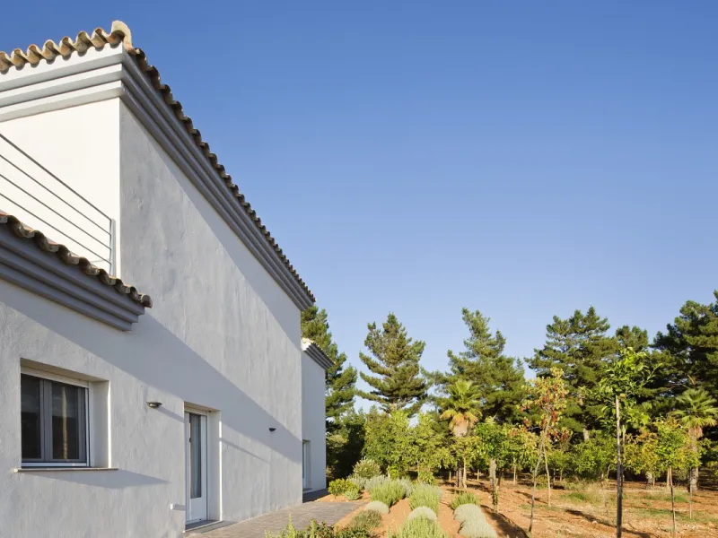 AN OUTSTANDING OPPORTUNITY to own an IMPRESSIVE FINCA OF 30,000M2 OF FLAT LAND with 1,000 walnut trees and a beautiful, stylish modern home with a private swimming pool and exceptional views.