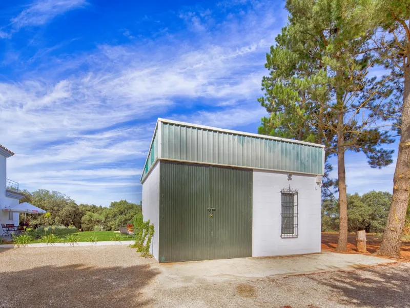 AN OUTSTANDING OPPORTUNITY to own an IMPRESSIVE FINCA OF 30,000M2 OF FLAT LAND with 1,000 walnut trees and a beautiful, stylish modern home with a private swimming pool and exceptional views.