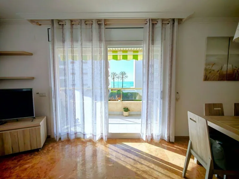 Piso luminoso junto al mar en L’Estany, Calafell