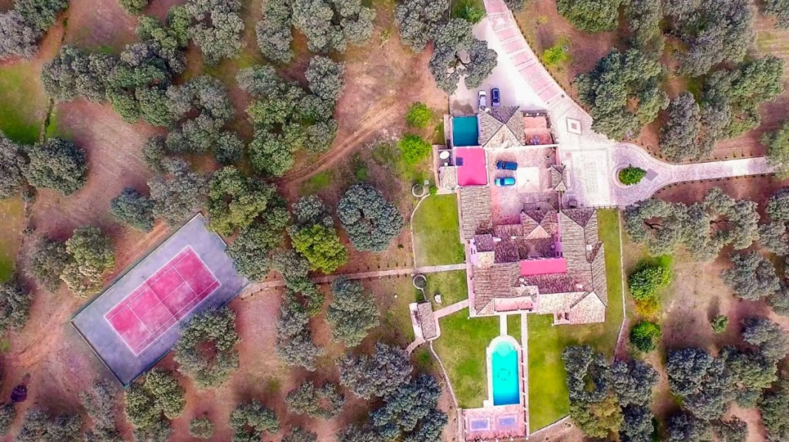 Außergewöhnliches Landgut mit Weinbergen in der Serranía de Ronda