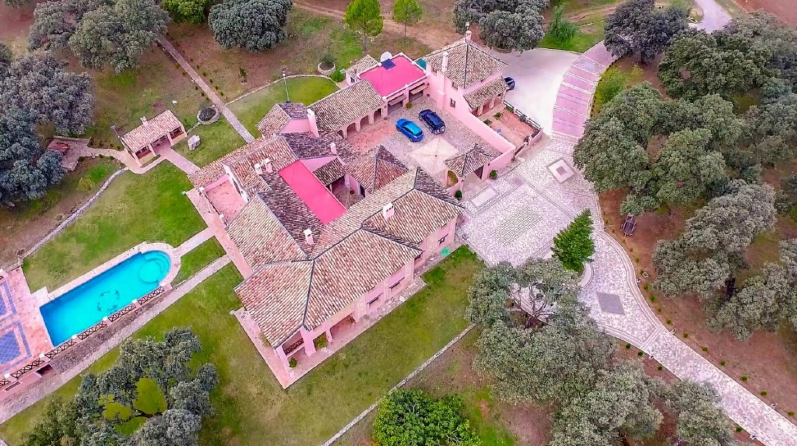 Außergewöhnliches Landgut mit Weinbergen in der Serranía de Ronda