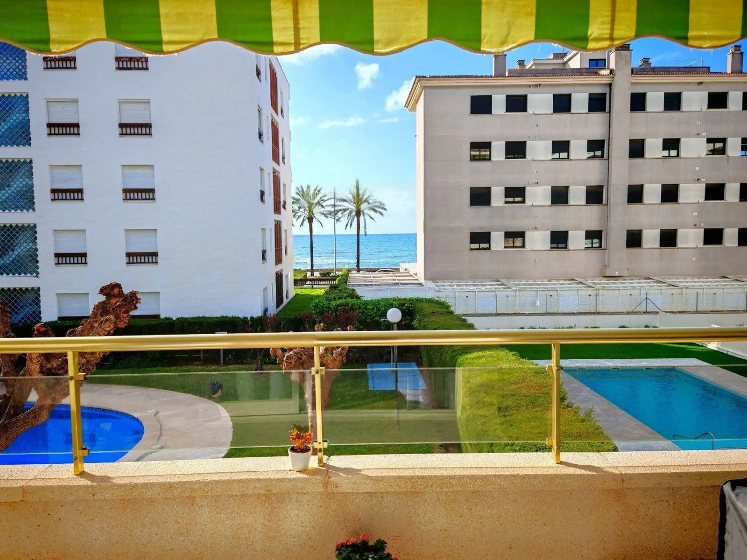 Piso luminoso junto al mar en L’Estany, Calafell