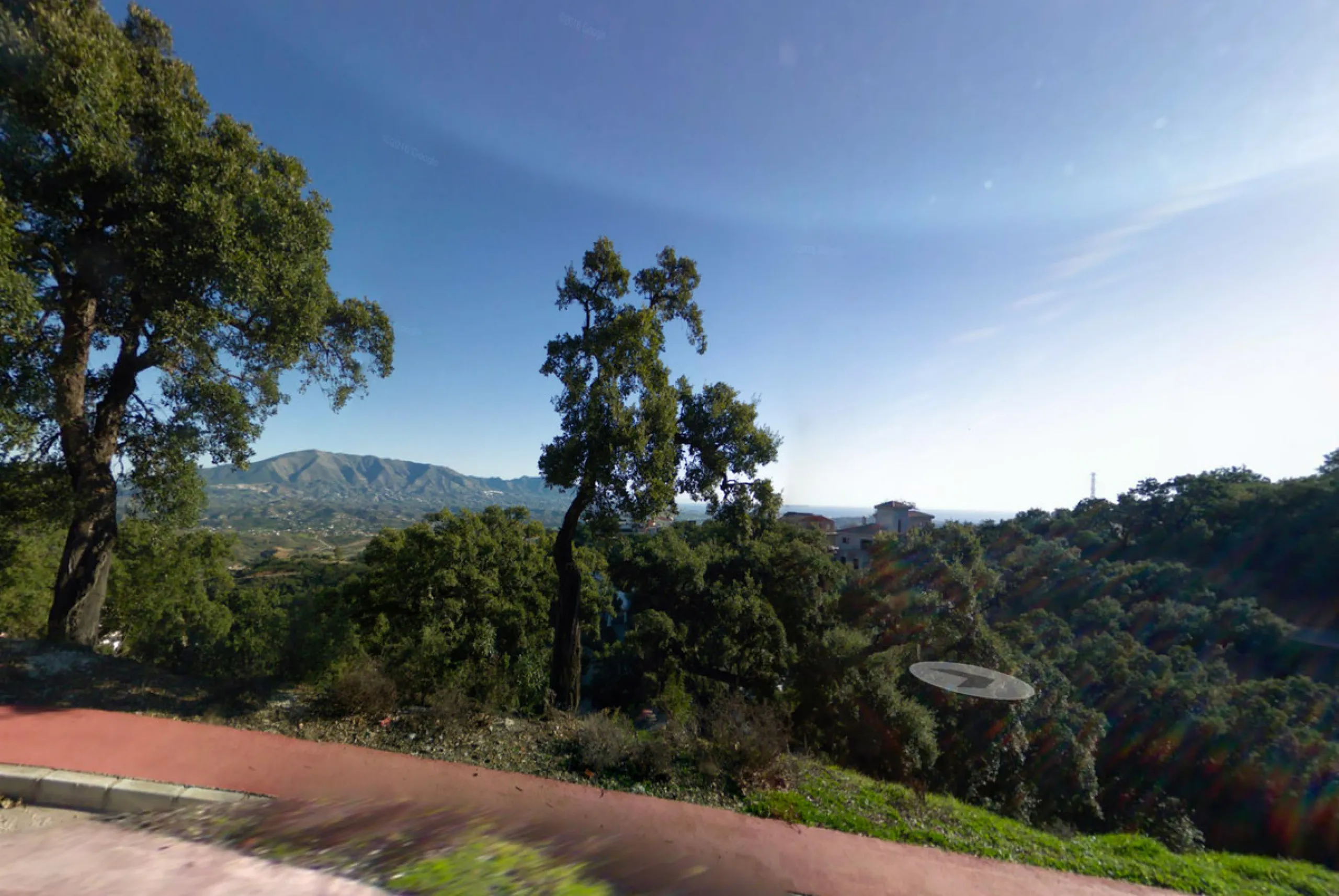 Plot - Residential Plot в продаже в Marbella, Málaga. Площадь участка 2473 м²