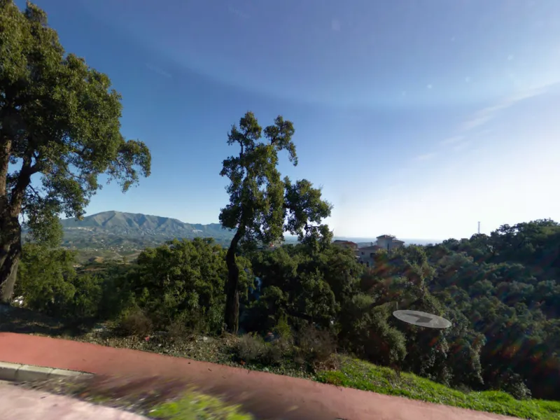 Spectacular views to the sea and the Sierra Nevada mountains