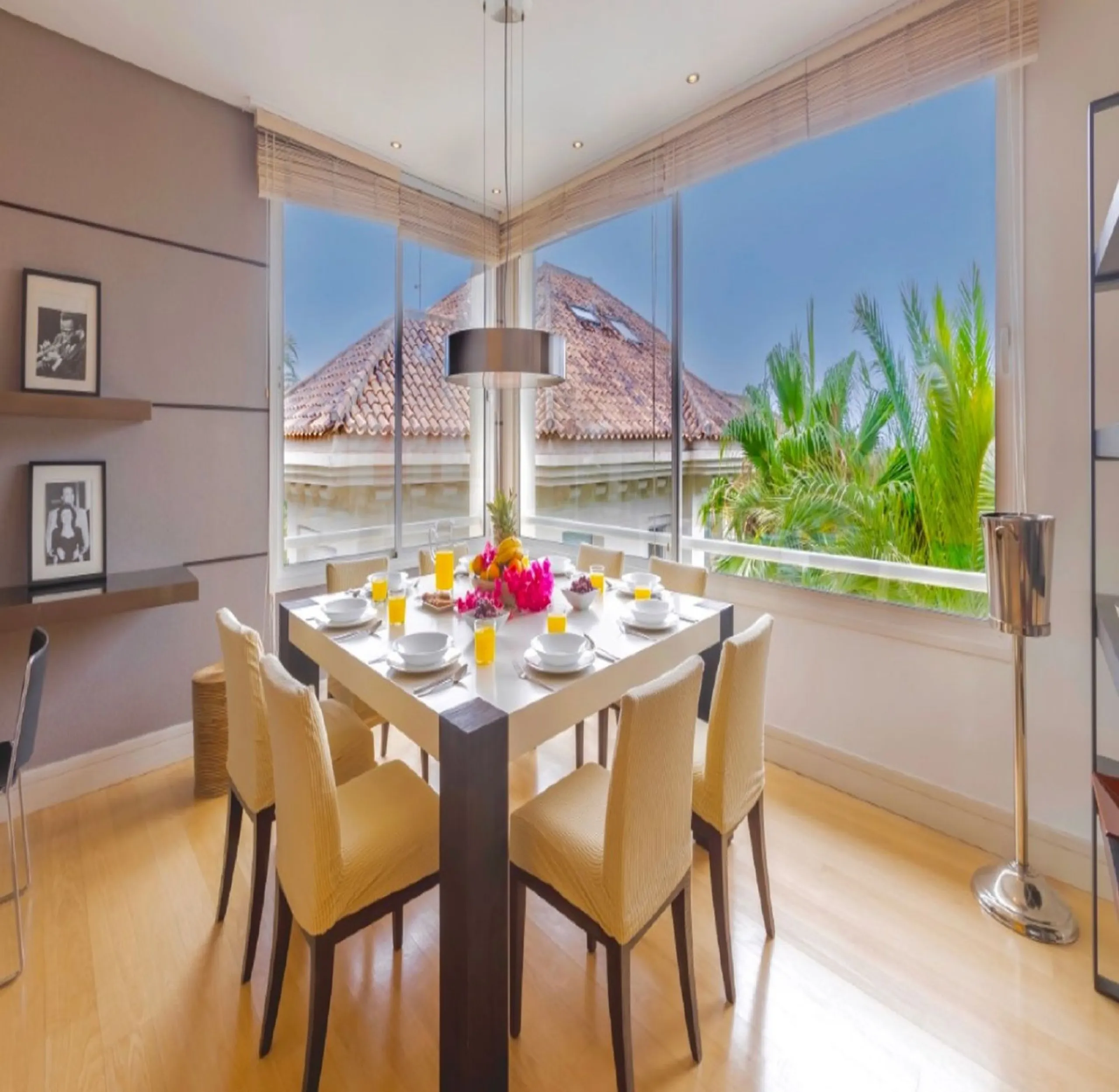 Apartment - Penthouse в продаже в Marbella, Málaga. В доме 3 спален и 4 ванных комнат. Площадь дома 290 м². Площадь участка 390 м²