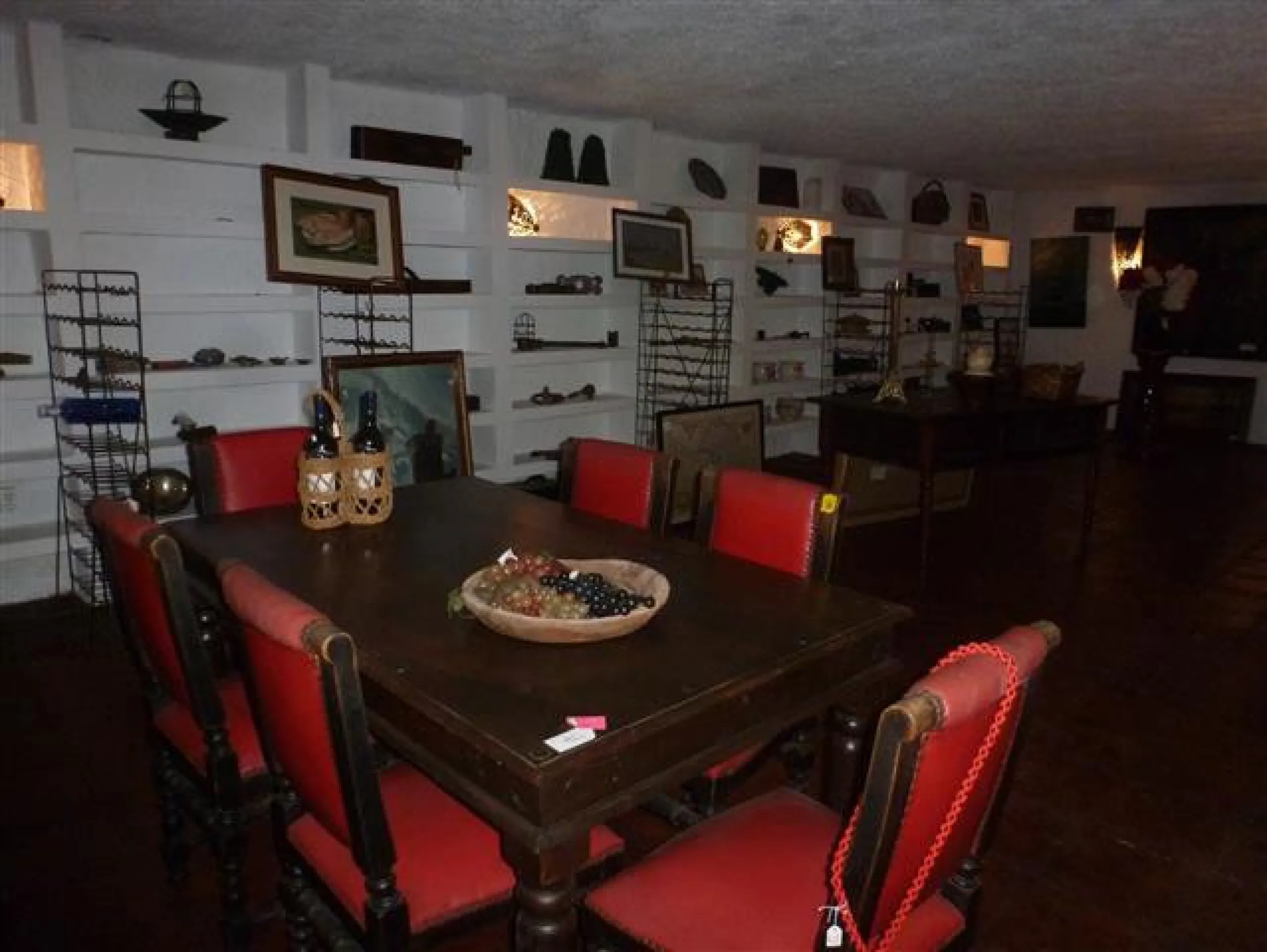 House - Detached Villa в продаже в Estepona, Málaga. В доме 6 спален и 4 ванных комнат. Площадь дома 380 м². Площадь участка 4700 м²