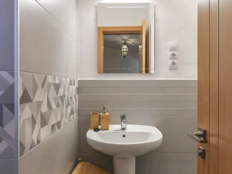 Commercial - Bed and Breakfast в продаже в Alora, Málaga. В доме 7 спален и 6 ванных комнат. Площадь дома 580 м². Площадь участка 17000 м²