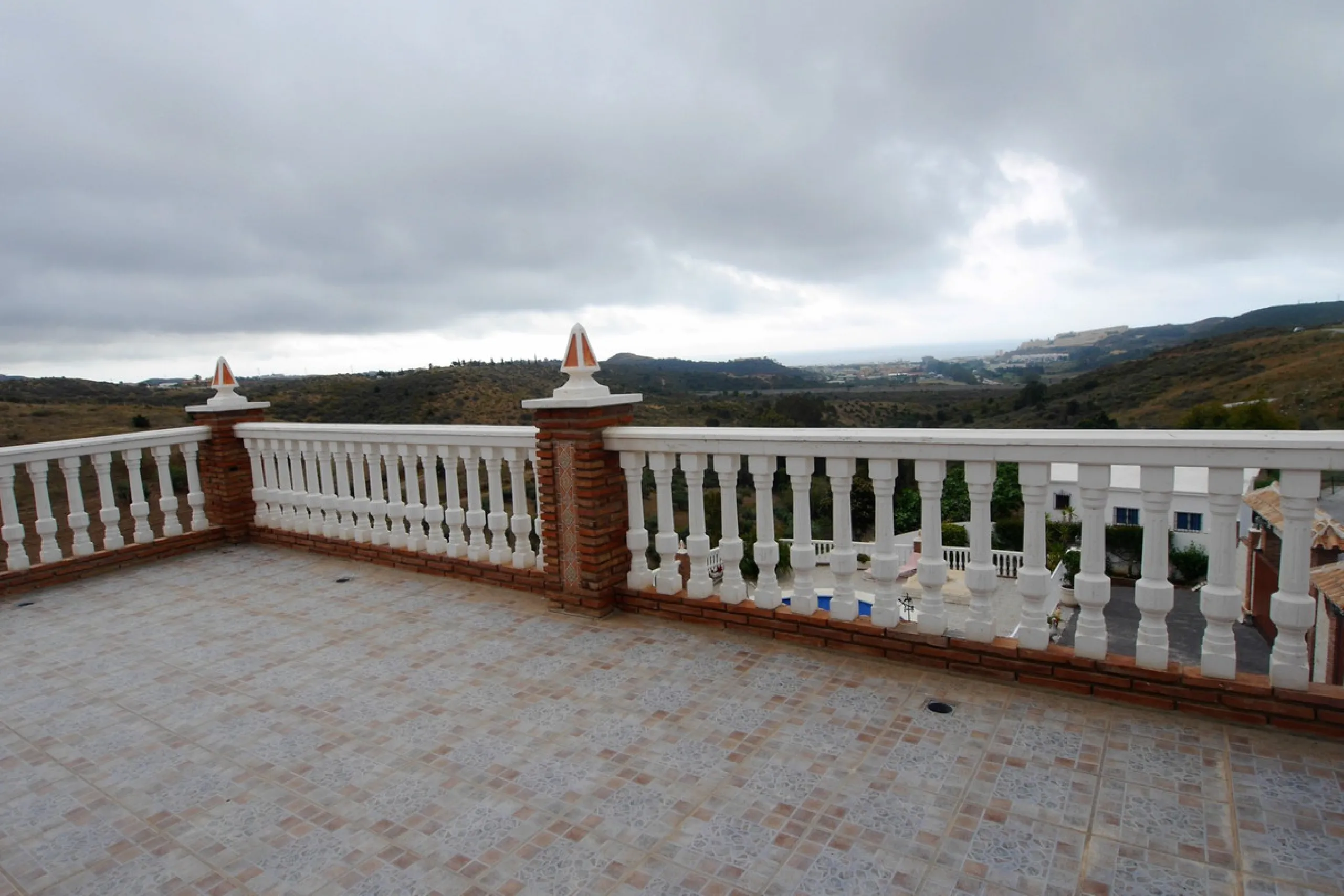 .Beautiful property with a plot of 2,501 Mts. Villa of about 492 meters built,