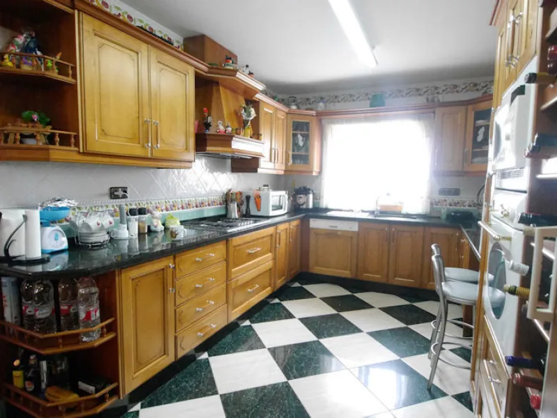 .Beautiful property with a plot of 2,501 Mts. Villa of about 492 meters built,
