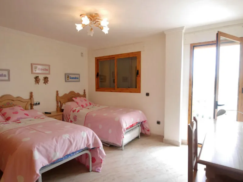 .Beautiful property with a plot of 2,501 Mts. Villa of about 492 meters built,