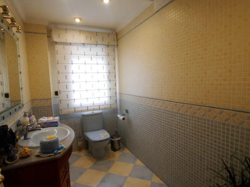 .Beautiful property with a plot of 2,501 Mts. Villa of about 492 meters built,